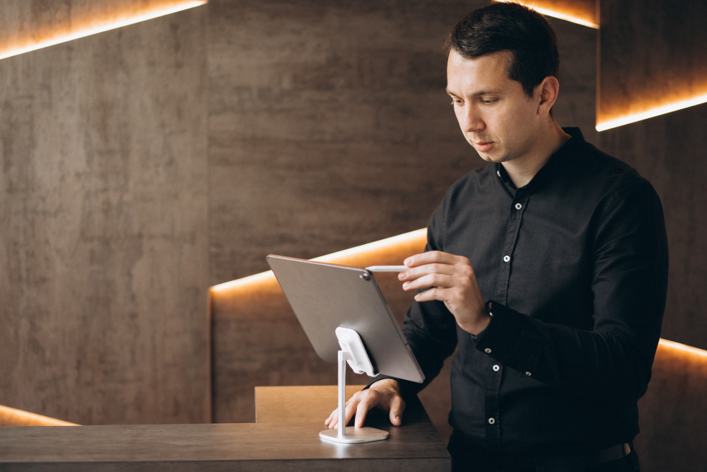 Hotel Management Systems